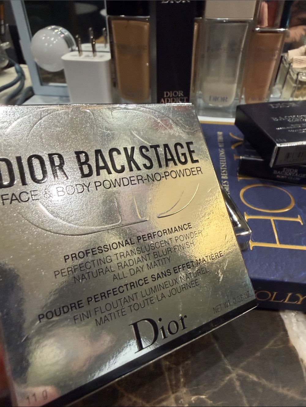 Dior Neutral Face & Glow Makeup Set — Beige and Gold Accents - Picture 5 of 6